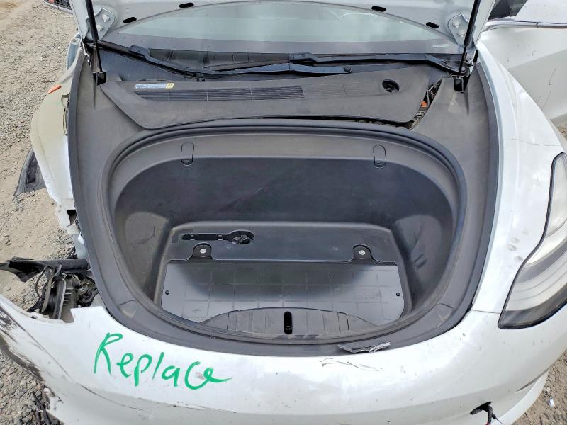 54167586 :رقم المزاد ، 5YJ3E1EA7JF047325 vin ، 2018 Tesla Model 3 مزاد بيع