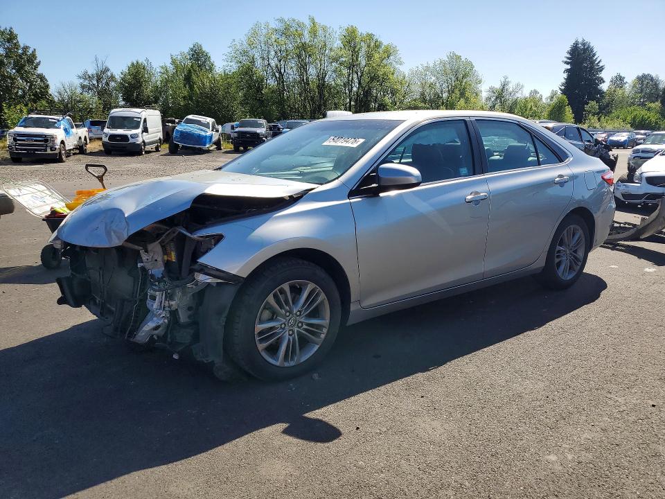 2016 Toyota Camry მანქანა იყიდება აუქციონზე, vin: 4T1BF1FK3GU244522, აუქციონის ნომერი: 54019476