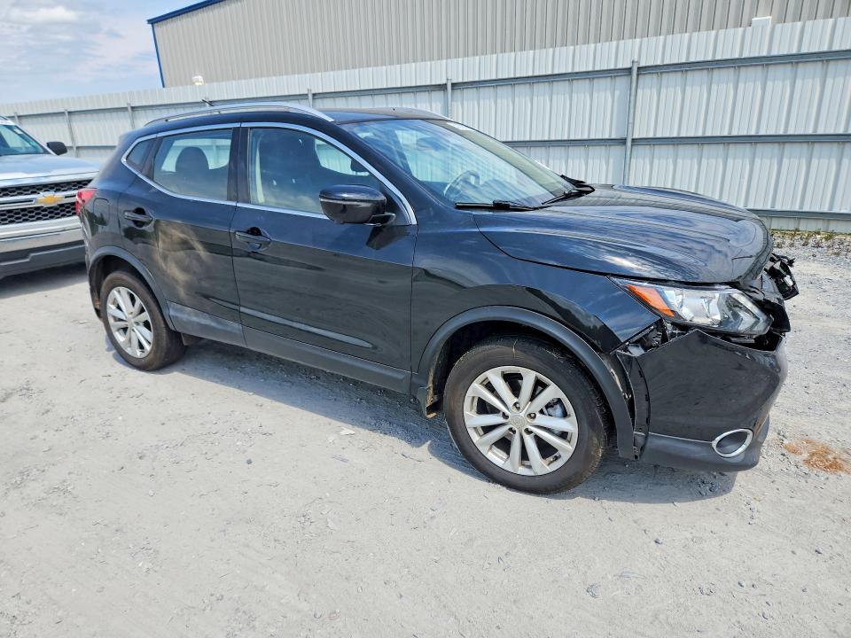 53078806 :رقم المزاد ، JN1BJ1CP8JW160455 vin ، 2018 Nissan Rogue Sport مزاد بيع