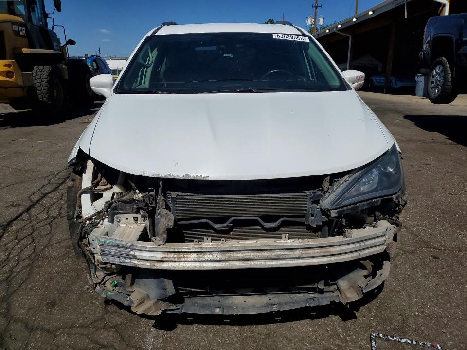 Продажа на аукционе авто 2019 Chrysler Pacifica, vin: 2C4RC1BG1KR561444, номер лота: 53629556