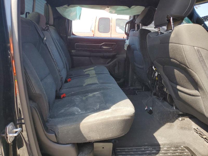 54111996 :رقم المزاد ، 1C6RREFT0NN261335 vin ، 2022 Ram 1500 مزاد بيع