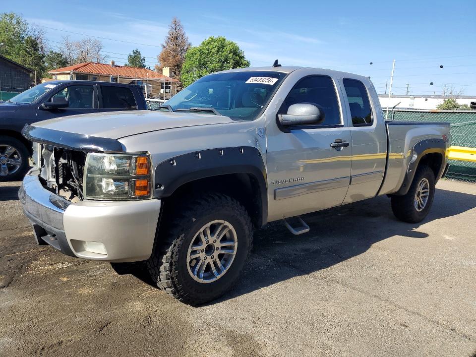 Продаж на аукціоні авто 2007 Chevrolet Silverado, vin: 1GCEK19077E500694, номер лоту: 53439256