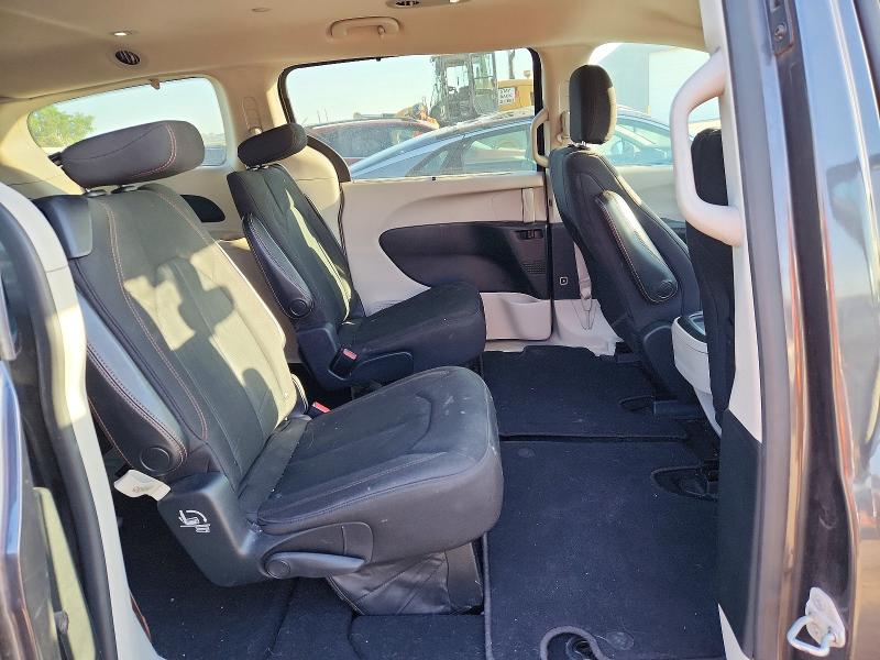 2020 Chrysler Pacifica მანქანა იყიდება აუქციონზე, vin: 2C4RC1FG1LR121820, აუქციონის ნომერი: 53120836