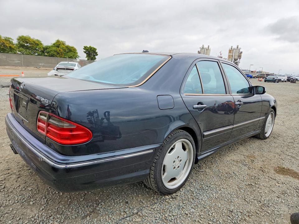 53454026 :رقم المزاد ، WDBJF74J9YB056063 vin ، 2000 Mercedes-benz E مزاد بيع