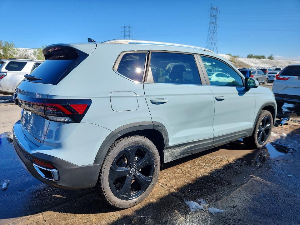 Auction sale of the 2025 Volkswagen Taos, vin: 3VV4C7B20SM083074, lot number: 52691276