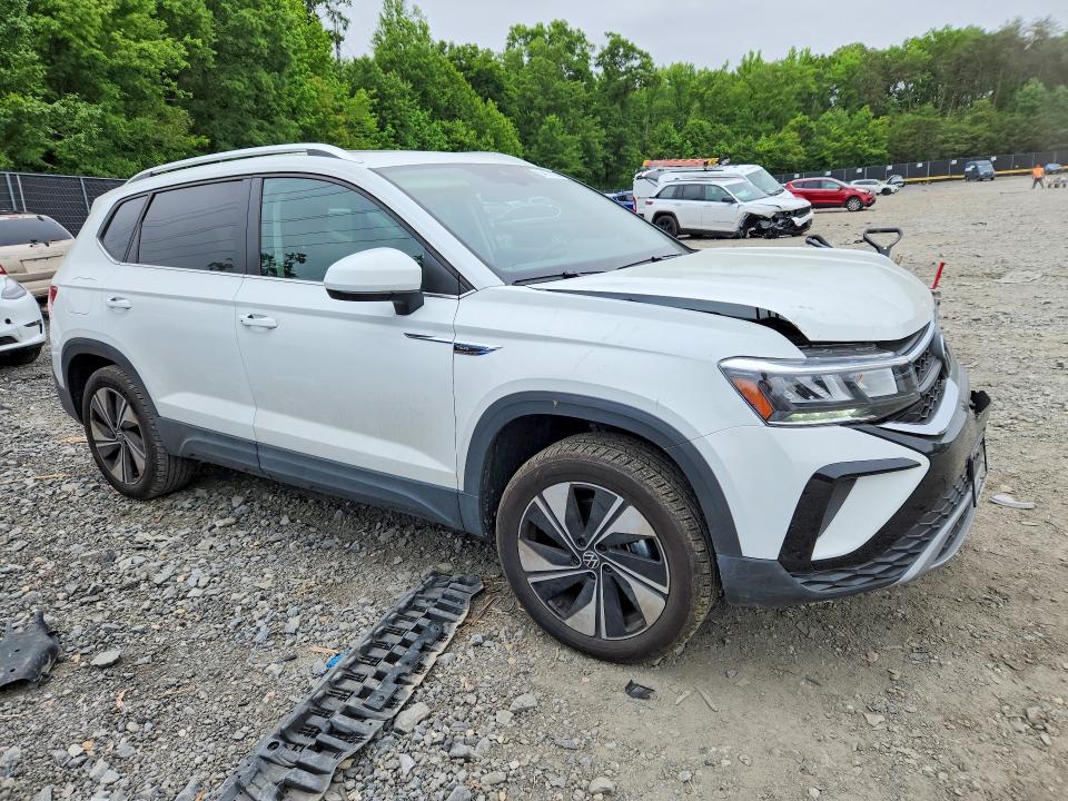 Продажа на аукционе авто 2024 Volkswagen Taos, vin: 3VVVX7B23RM113381, номер лота: 54121286