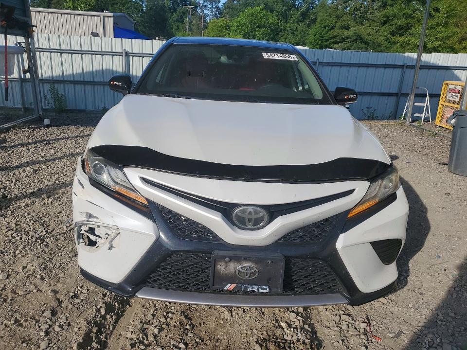 2019 Toyota Camry მანქანა იყიდება აუქციონზე, vin: 4T1B61HK9KU174403, აუქციონის ნომერი: 54214866