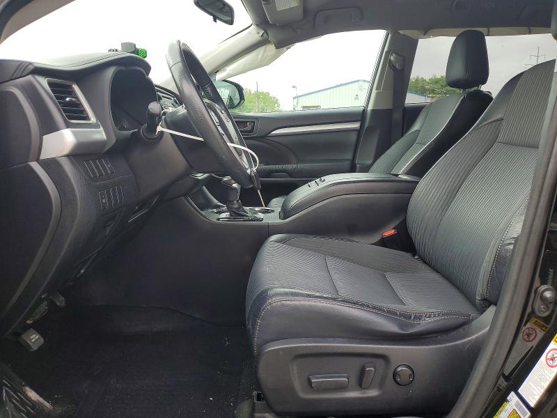Продажа на аукционе авто 2015 Toyota Highlander, vin: 5TDBKRFH3FS140053, номер лота: 52094926