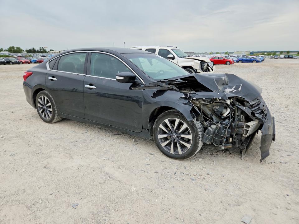 Продажа на аукционе авто 2017 Nissan Altima, vin: 1N4AL3AP3HC120092, номер лота: 55071006