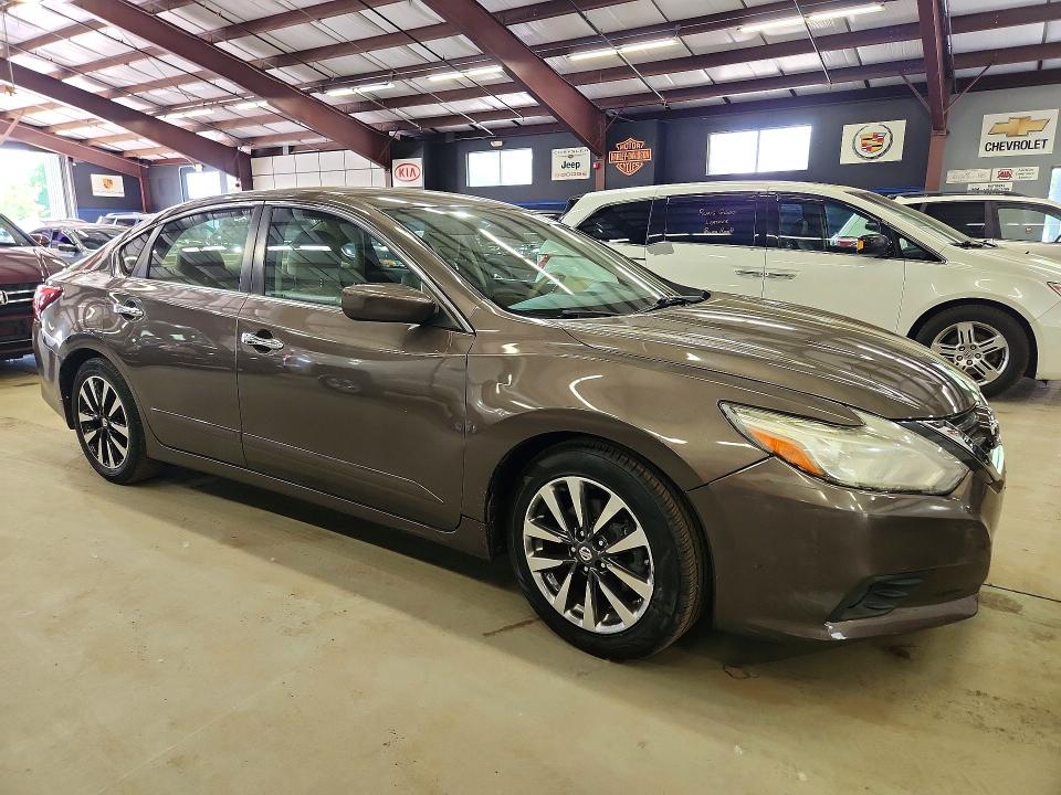 2016 Nissan Altima მანქანა იყიდება აუქციონზე, vin: 1N4AL3AP2GC128523, აუქციონის ნომერი: 55372876