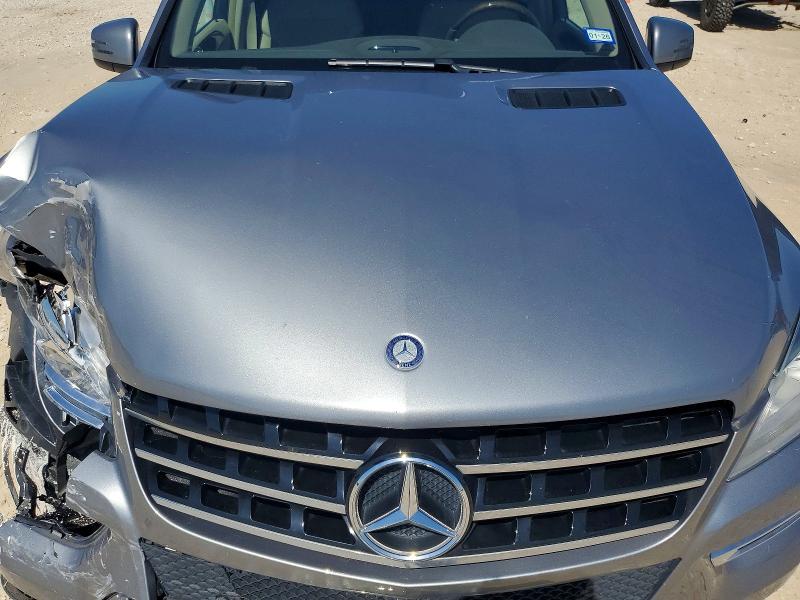 2015 Mercedes-benz Ml მანქანა იყიდება აუქციონზე, vin: 4JGDA5JB6FA485996, აუქციონის ნომერი: 55110646