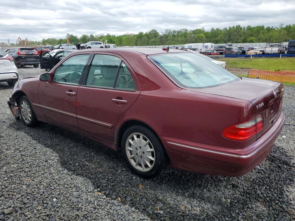 Продажа на аукционе авто 2002 Mercedes-benz E, vin: WDBJF82JX2X064403, номер лота: 52907196