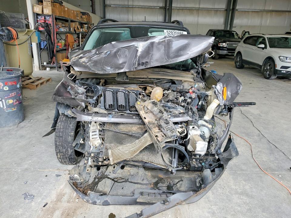 Auction sale of the 2016 Jeep Renegade, vin: ZACCJBBT9GPC87548, lot number: 52835986