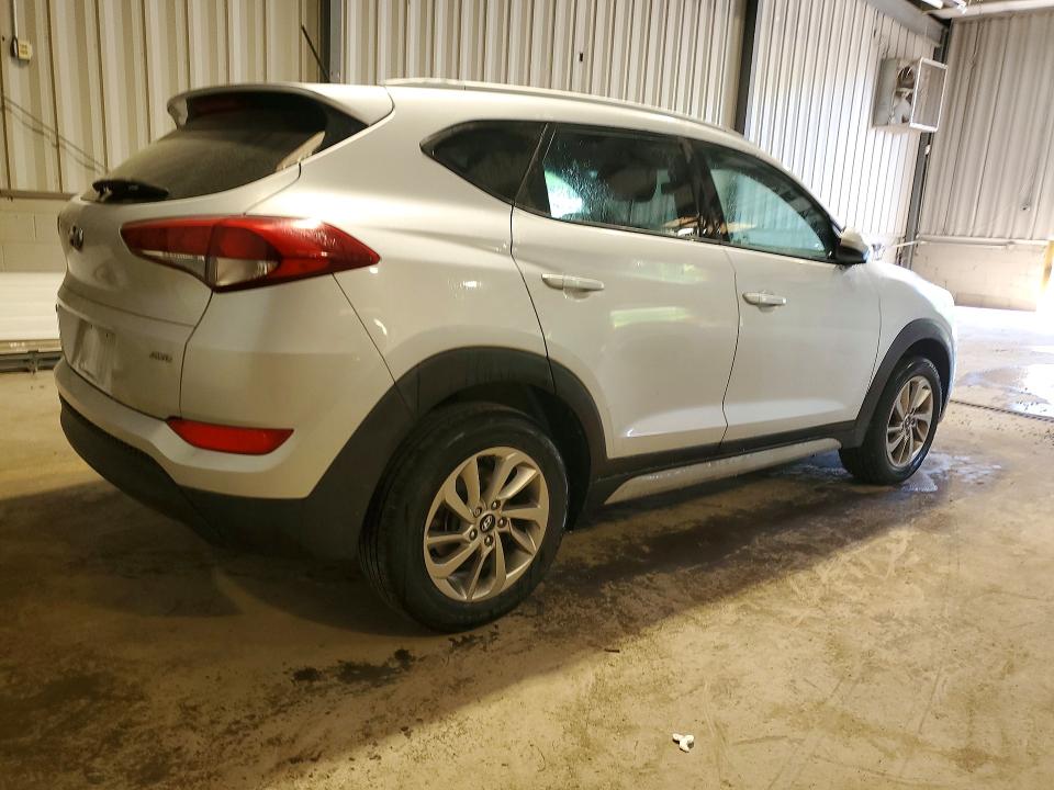 53013116 :رقم المزاد ، KM8J3CA45HU427964 vin ، 2017 Hyundai Tucson مزاد بيع