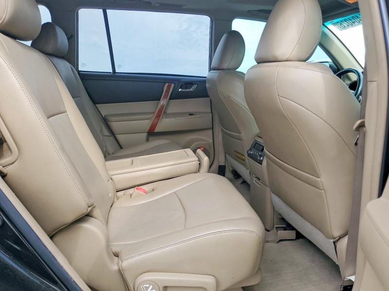 2010 Toyota Highlander მანქანა იყიდება აუქციონზე, vin: 5TDYK3EH1AS019720, აუქციონის ნომერი: 55404026
