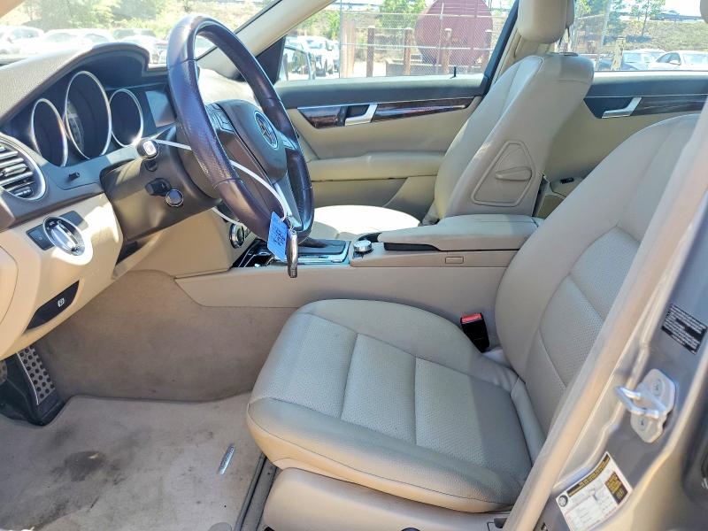 53951186 :رقم المزاد ، WDDGF4HB0ER306036 vin ، 2014 Mercedes-benz C مزاد بيع