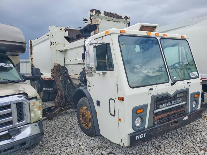Продаж на аукціоні авто 2015 Mack Leu613, vin: 1M2AU02C5FM009208, номер лоту: 54268666