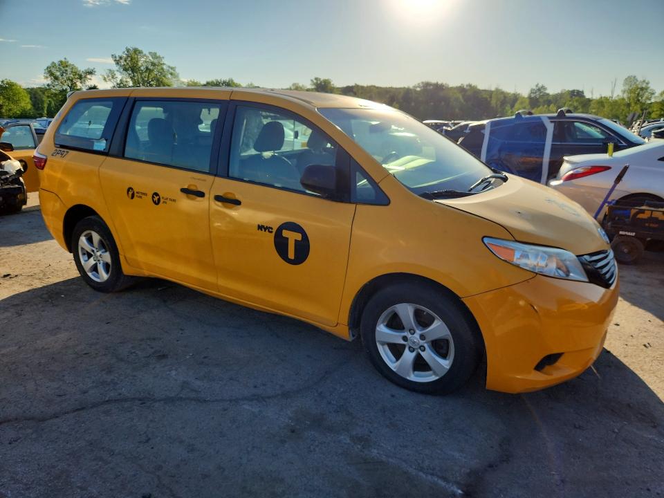 55356726 :رقم المزاد ، 5TDZK3DC8GS701187 vin ، 2016 Toyota Sienna مزاد بيع