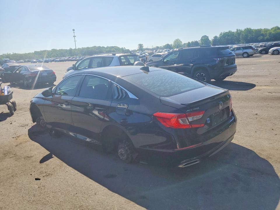 Продажа на аукционе авто 2018 Honda Accord, vin: 1HGCV2F30JA035789, номер лота: 53888066