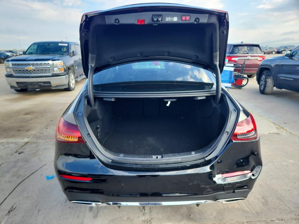 55205416 :رقم المزاد ، W1KZF8EB3PB184790 vin ، 2023 Mercedes-benz E مزاد بيع