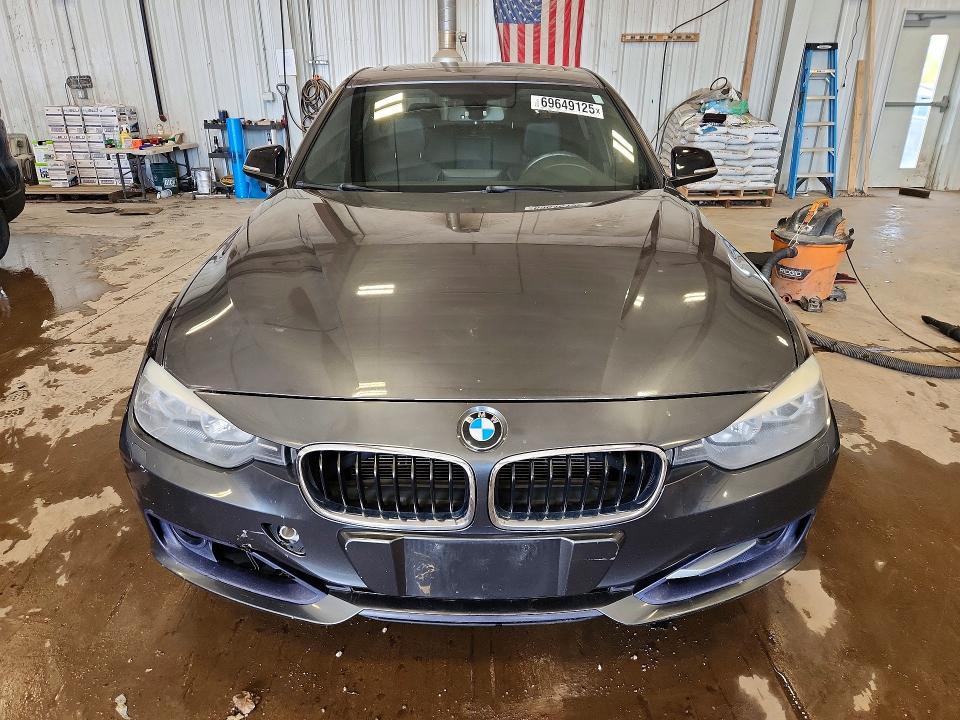 2012 Bmw 328 მანქანა იყიდება აუქციონზე, vin: WBA3A5C55CF257328, აუქციონის ნომერი: 69649125