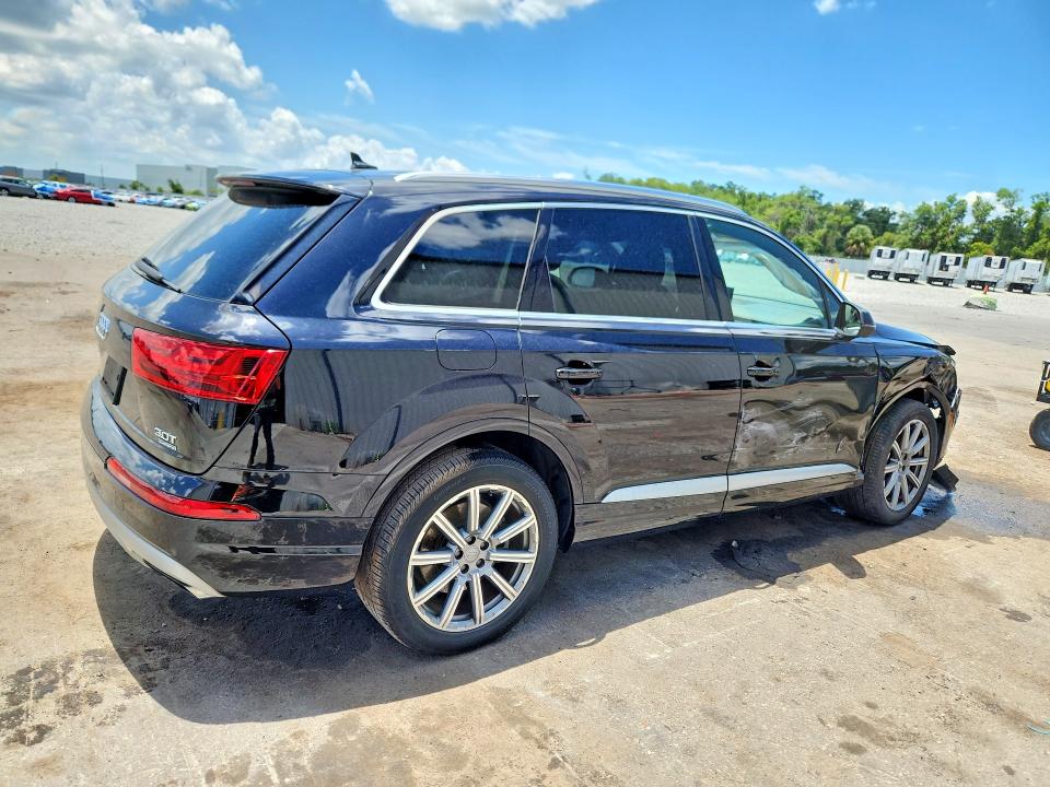 53656306 :رقم المزاد ، WA1LAAF72JD031730 vin ، 2018 Audi Q7 مزاد بيع
