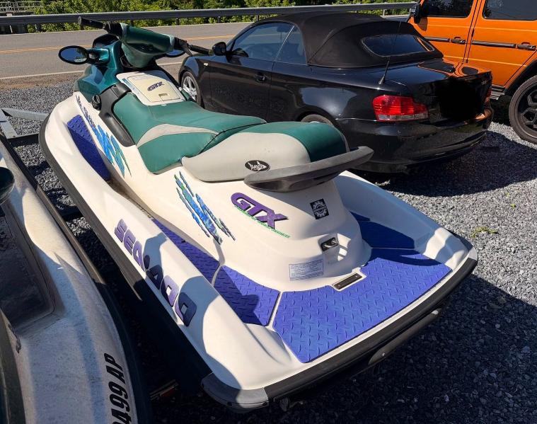 1997 Sea Doo Gtx მანქანა იყიდება აუქციონზე, vin: ZZNE0351B797, აუქციონის ნომერი: 52664106