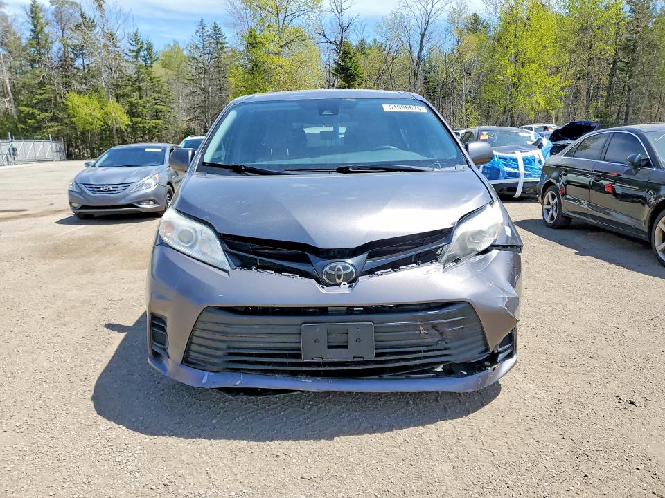 Продажа на аукционе авто 2019 Toyota Sienna, vin: 5TDZZ3DC8KS967829, номер лота: 51986676