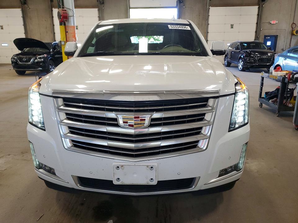 53334956 :رقم المزاد ، 1GYS4KKJ2LR226453 vin ، 2020 Cadillac Escalade مزاد بيع