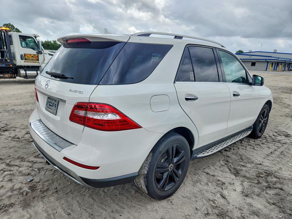 Aukcja sprzedaży 2015 Mercedes-benz Ml, vin: 4JGDA0EB3FA535735, numer aukcji: 52391196