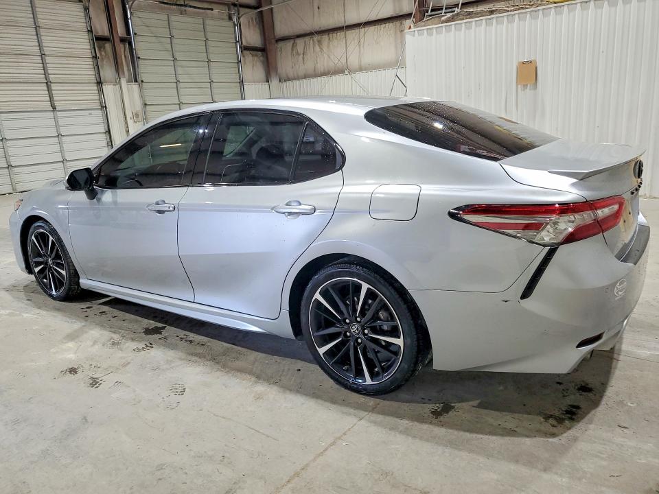 2018 Toyota Camry მანქანა იყიდება აუქციონზე, vin: 4T1B61HK0JU010455, აუქციონის ნომერი: 52785306