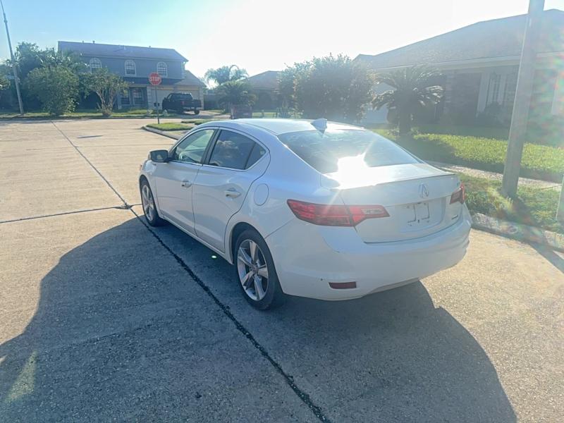 53655556 :رقم المزاد ، 19VDE3F79DE301980 vin ، 2013 Acura Ilx مزاد بيع