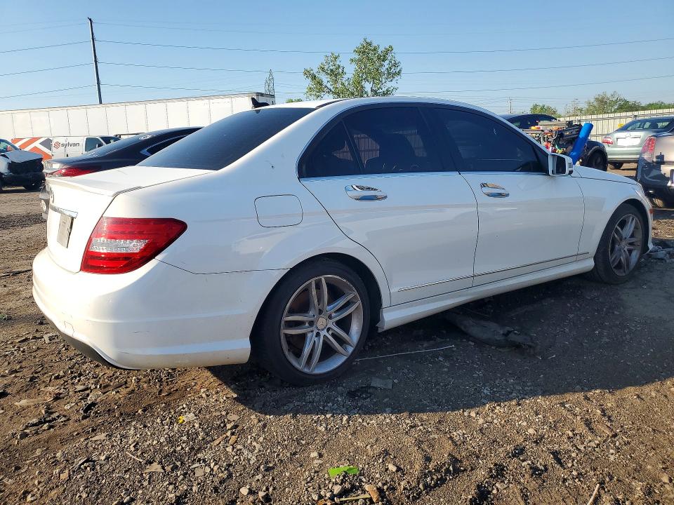 Auction sale of the 2014 Mercedes-benz C, vin: WDDGF4HB3EG252937, lot number: 54102576