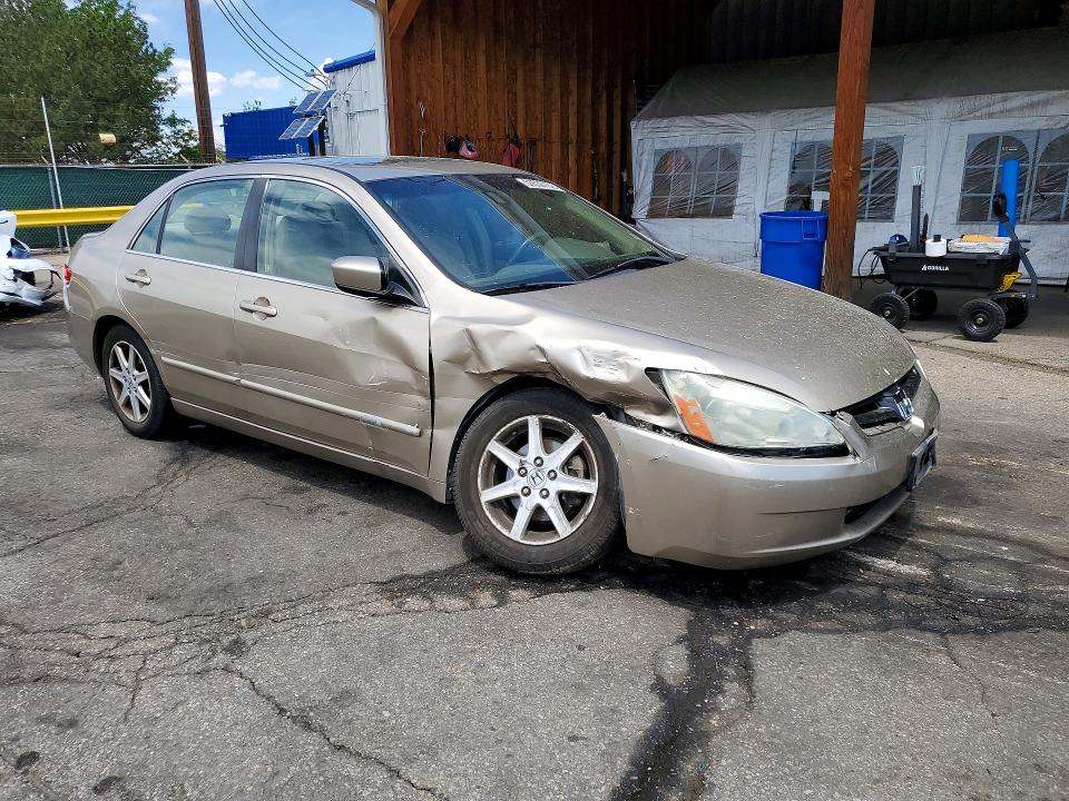 2003 Honda Accord მანქანა იყიდება აუქციონზე, vin: 1HGCM66543A059348, აუქციონის ნომერი: 53533736