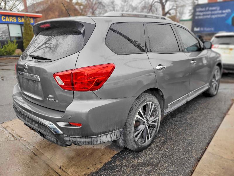 54293076 :رقم المزاد ، 5N1DR2MM7JC617973 vin ، 2018 Nissan Pathfinder مزاد بيع