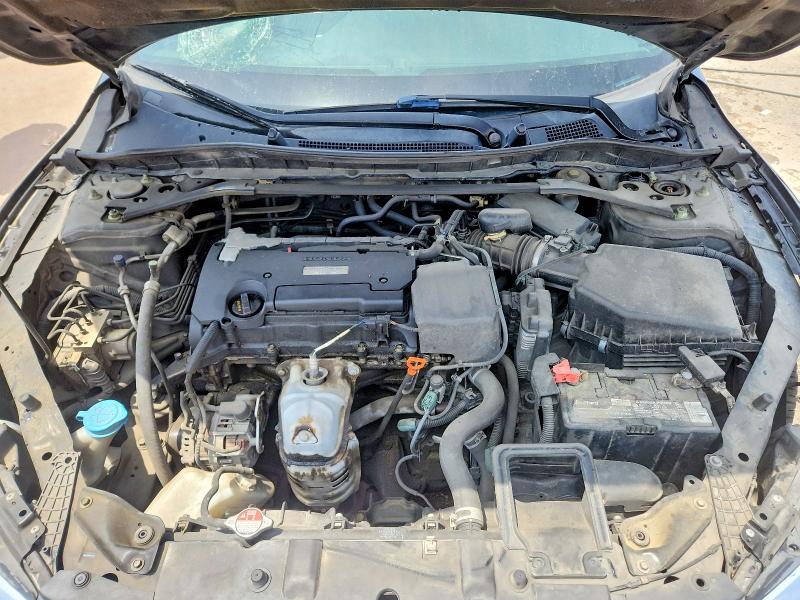 52681146 :رقم المزاد ، 1HGCR2F16HA197133 vin ، 2017 Honda Accord مزاد بيع