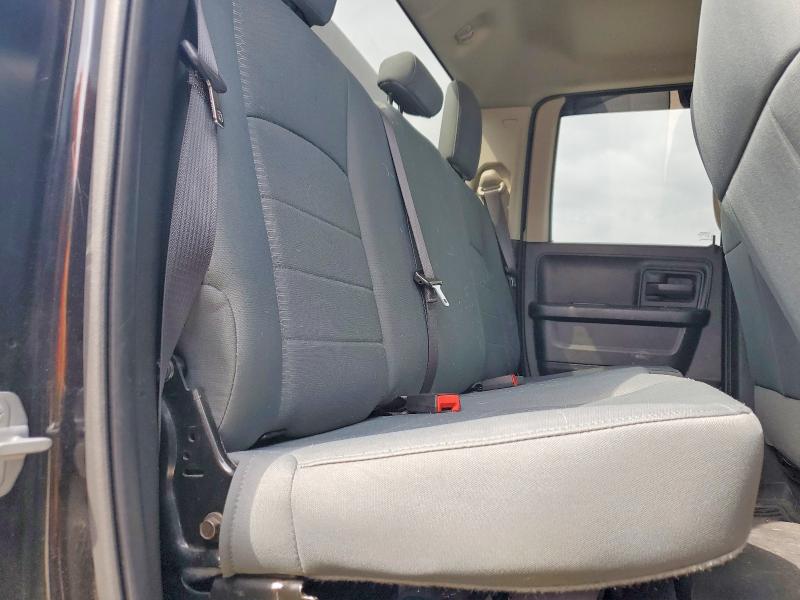 52604736 :رقم المزاد ، 1C6RR7FGXKS578356 vin ، 2019 Ram 1500 Classic مزاد بيع