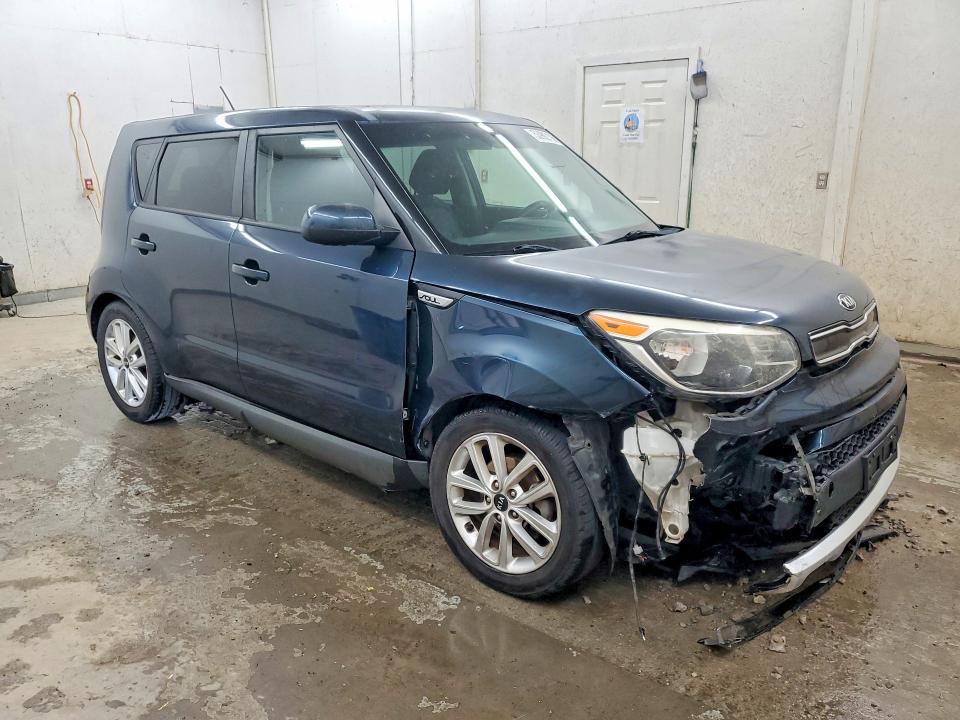 Продаж на аукціоні авто 2018 Kia Soul, vin: KNDJP3A55J7506203, номер лоту: 53992106
