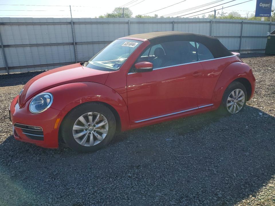 2017 Volkswagen Beetle მანქანა იყიდება აუქციონზე, vin: 3VW517AT2HM823555, აუქციონის ნომერი: 52818846