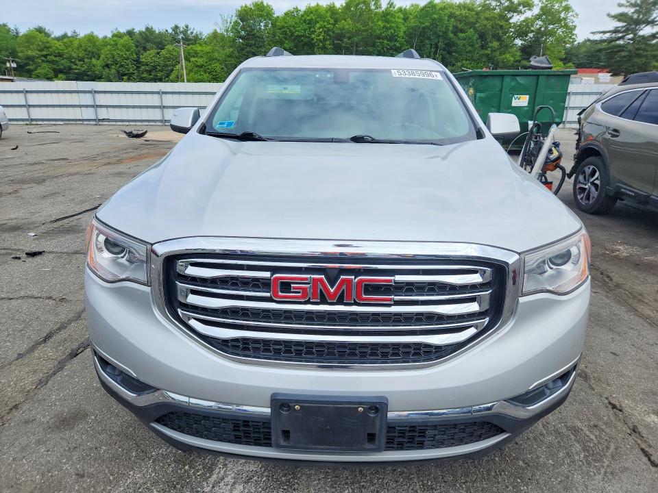 53385996 :رقم المزاد ، 1GKKNULS8HZ206001 vin ، 2017 Gmc Acadia مزاد بيع