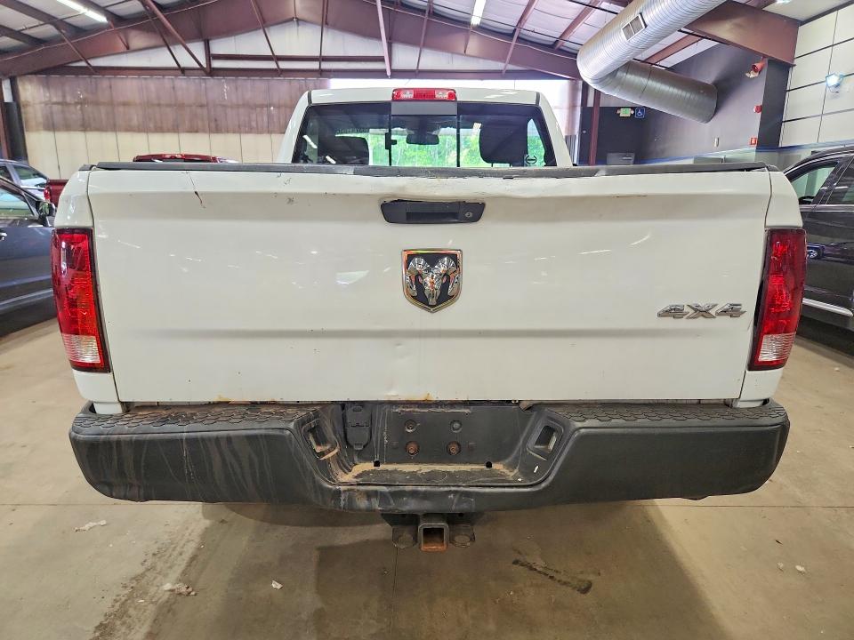 53741856 :رقم المزاد ، 3C6JR7AG8EG101781 vin ، 2014 Ram 1500 مزاد بيع