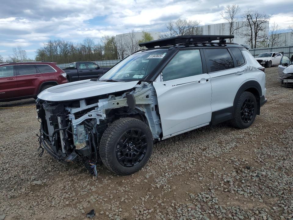 Продаж на аукціоні авто 2025 Mitsubishi Outlander, vin: JA4J4VA81SZ051008, номер лоту: 51949926