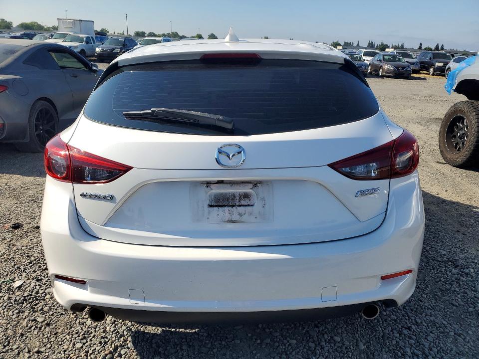 Продажа на аукционе авто 2018 Mazda 3, vin: 3MZBN1M38JM239893, номер лота: 52586656