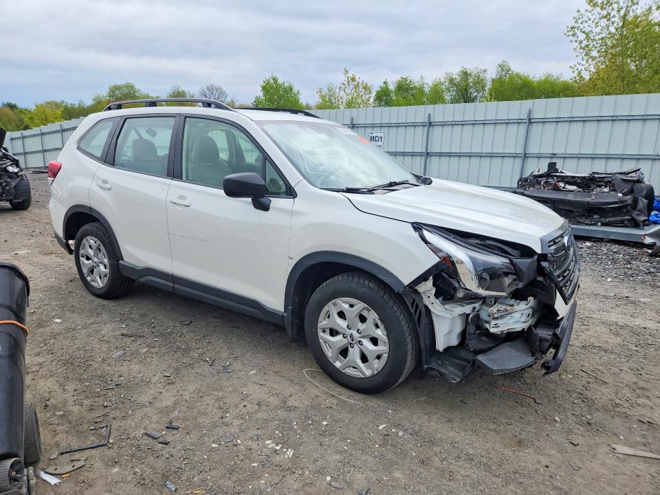 53182126 :رقم المزاد ، JF2SKACC5NH440420 vin ، 2022 Subaru Forester مزاد بيع