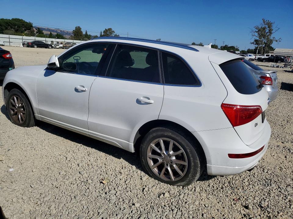 2010 Audi Q5 მანქანა იყიდება აუქციონზე, vin: WA1LKAFP8AA064844, აუქციონის ნომერი: 54844086