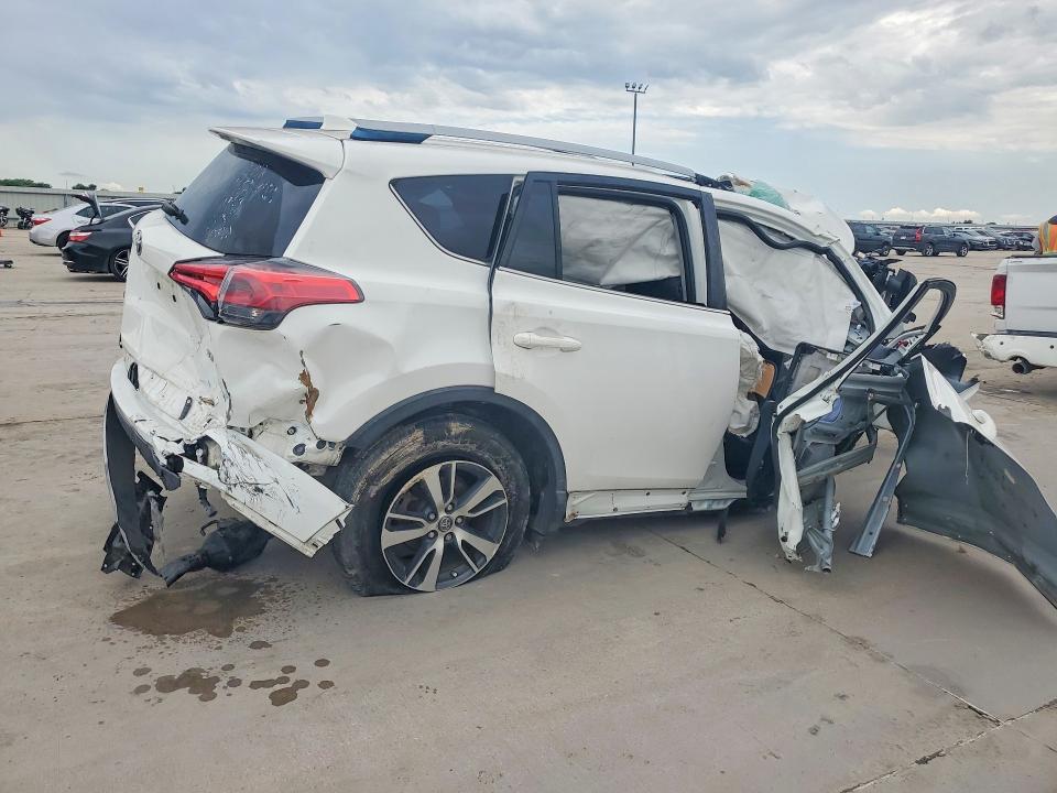 Aukcja sprzedaży 2017 Toyota Rav4, vin: JTMWFREV3HJ715085, numer aukcji: 54976766