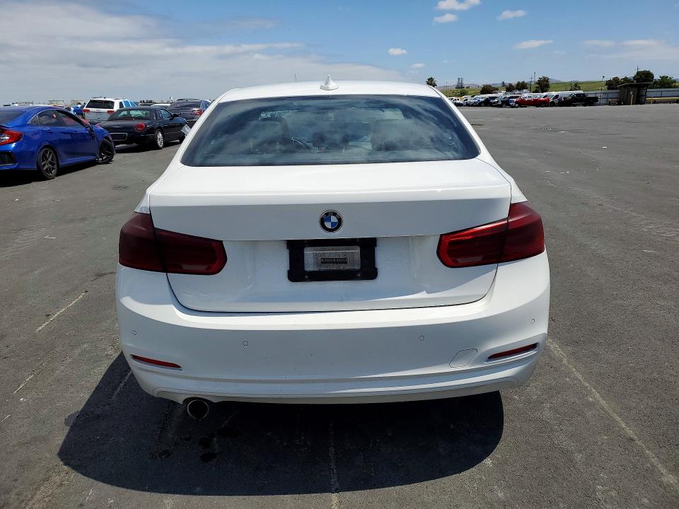 Продажа на аукционе авто 2016 Bmw 320, vin: WBA8E1G56GNU12297, номер лота: 52364316
