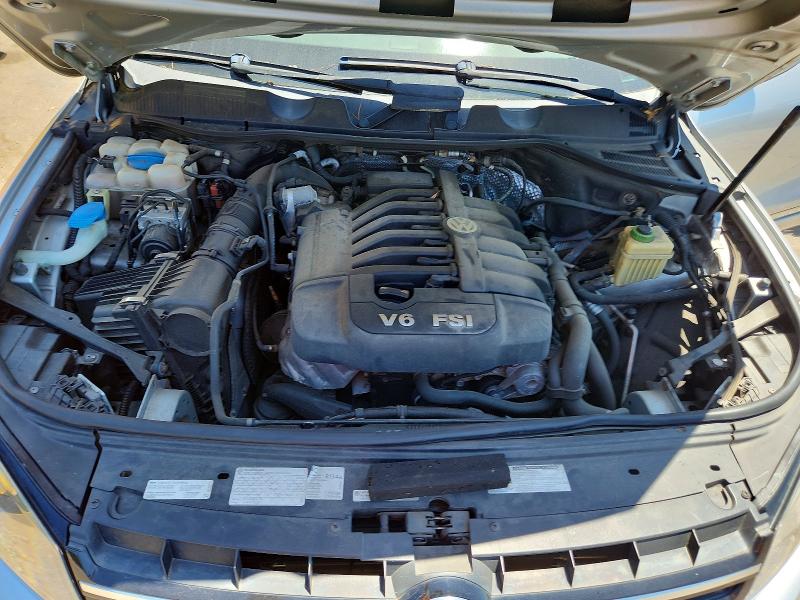 53438656 :رقم المزاد ، WVGEF9BPXCD007789 vin ، 2012 Volkswagen Touareg مزاد بيع