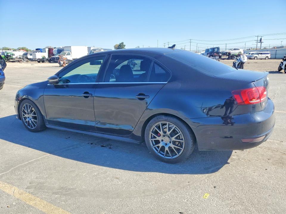 Продажа на аукционе авто 2014 Volkswagen Jetta, vin: 3VW4S7AJXEM214068, номер лота: 52239826