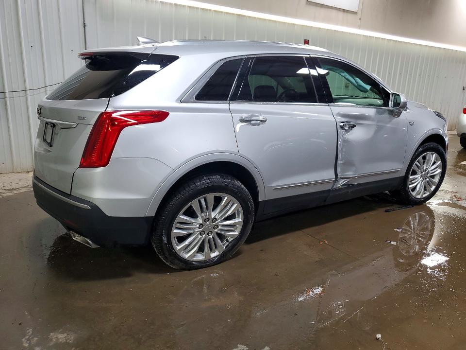 51905256 :رقم المزاد ، 1GYKNFRS9KZ108580 vin ، 2019 Cadillac Xt5 مزاد بيع